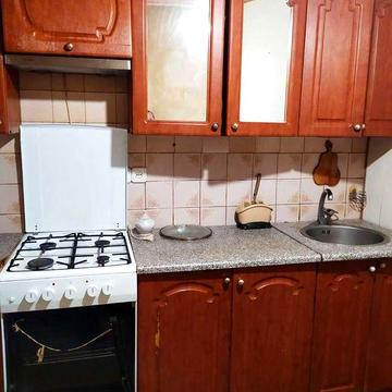 Реальная Сдам 2к м. Дворец Спорта, Армейская  2 ЭТАЖ ГАЗ