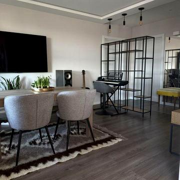 Продаж Караван! 3 кімнатна квартира з дизайнерським ремонтом