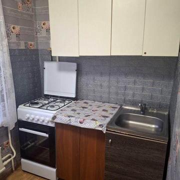 Оренда ,вул. Новомостицька 2б.Вiльна. Можна з кiшкою