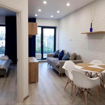 Квартира в Аркадии в элитном доме с  видом на море,свой дворик, первая линия.