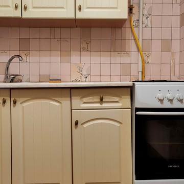 Червоної Калини просп. (Володимира Маяковського), 8-А