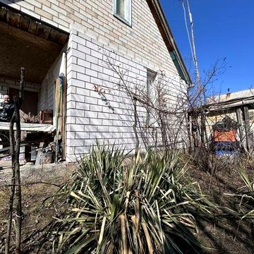 Продам дачу на 10 сотках під Броварами.