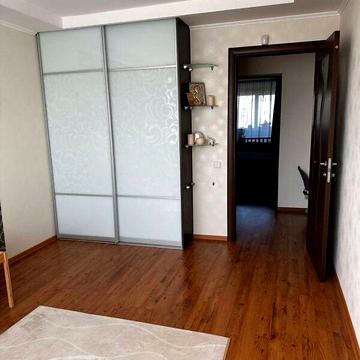 Довгострокова оренда 3к Квартира Янгеля Академіка вулиця