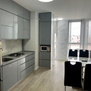 Затишна 2-кімнатна квартира в новобудові Щербанюка, 3А