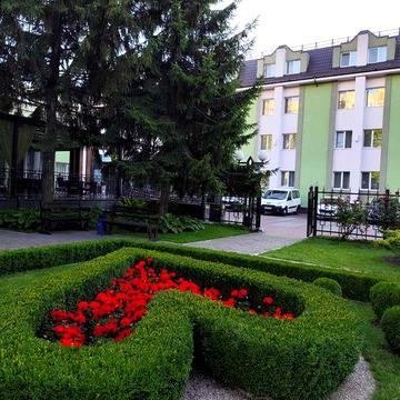 Обмін. 3 кімн на Героїв України. Гарний стан