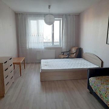 Драгоманова вул., 6/1