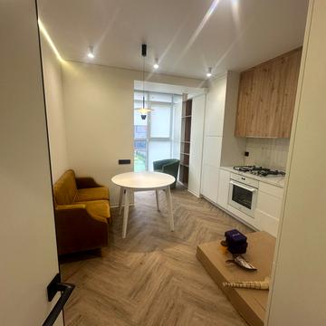 Вінницька, 1/3