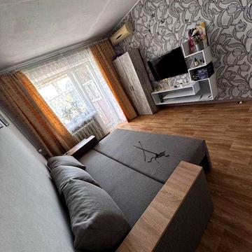 Сдам в аренду на долгий срок двухкомнатную квартиру