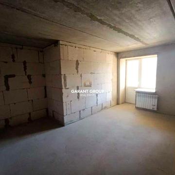 Чотирикімнатна квартира /Лоджія/Пересипський район