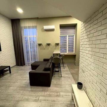 Довгострокова оренда 1к Квартира Старокозацька (Комсомольська) вулиця