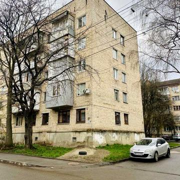 Продаж 1 кім квартири по вул. Полєтаєва