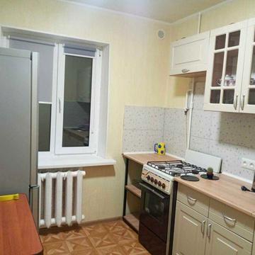 Оренда 1-кв.,вул.Новоукраїнська 1/3,поруч посольство США