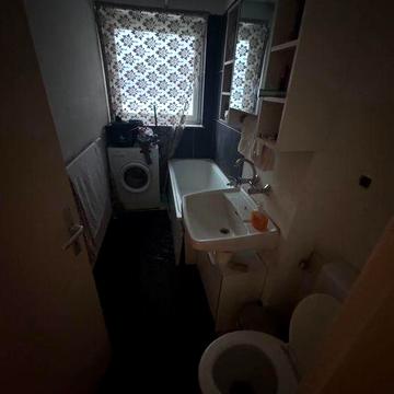 здам двох кімнатну квартиру