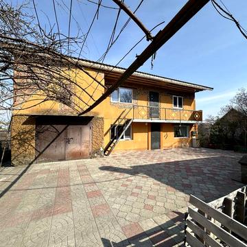 Продаж будинку  біля міста Біла Криниця