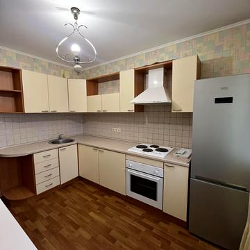 Срібнокільська вул., 20