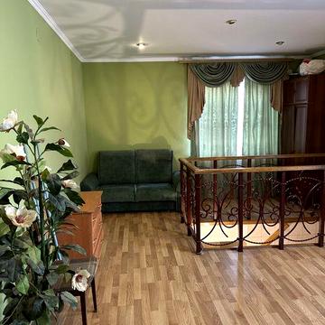 Оренда чотирикімнатного будинку Замостя Стрілецька Айва. Зоря. 30школа