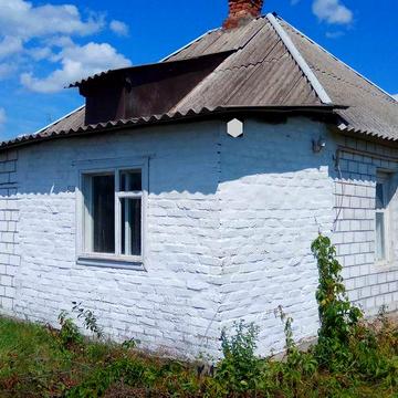 Продам дом в г.Змиев у соснового леса