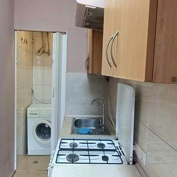 Сдам 1 но комнатную улица АТАМАНА ГОЛОВАТОГО / Радиорынок