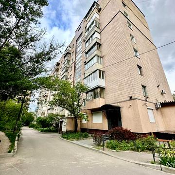 Вітряні Гори вул., 3