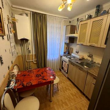 Продам 2-х кімнатну квартиру з ремонтом