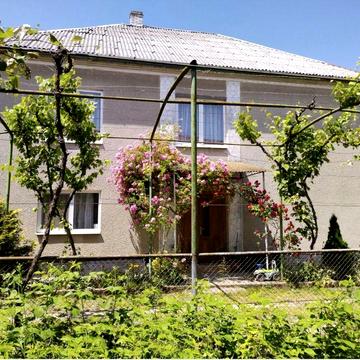 Будинок   у 10 хв до Мукачева, 20 хв до Ужгорода