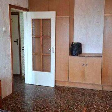 1 кімнатна квартира, Євгена Чикаленка