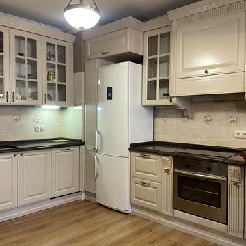 Голосіївський просп. (40-річчя Жовтня), 60