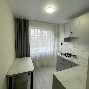 Продам 1-кім.квартиру в центрі Кременчука (власник)