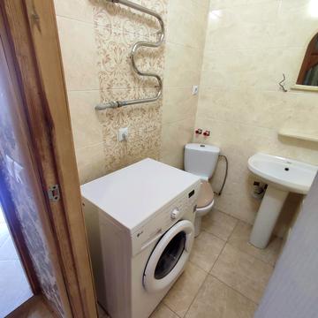 Івана Дзюби вул. (Академіка Павлова), 2