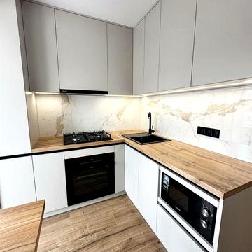 Перша здача!  Власник! 1-к. квартира біля метро Політех