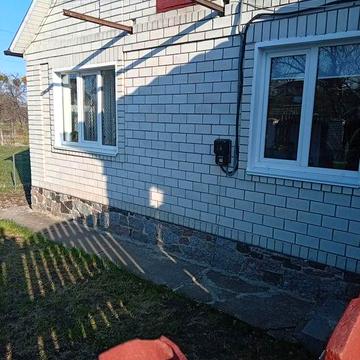 Продається частина будинку