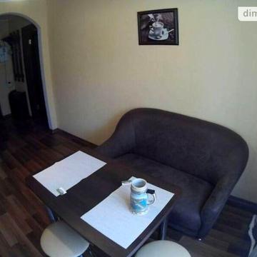 Довгострокова оренда 1к Квартира Сонячна Набережна (Малиновського Маршала) вулиця