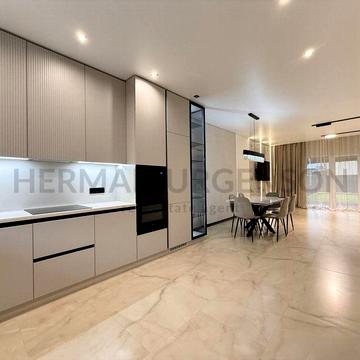 Продаж таунхаусу 125 м.кв / 2 сотки / КМ New Village