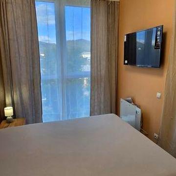 ЦІНА ЗНИЖЕНА в центрі Сваляви продаеться з ремонтом квартира ЖК набережний квартал