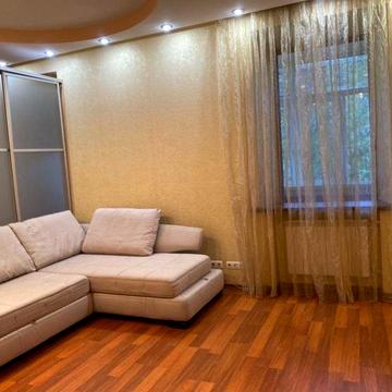 Сдам  2 к квартиру в центре Данилевского 30