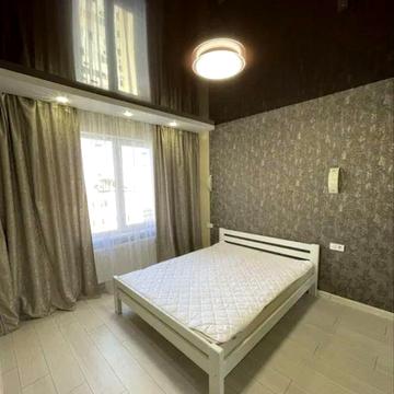 Сдам большую однокомнатную Таирова Небесной Сотни можно с ребенком