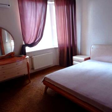 Сдам долгосрочно евродвушку на Среднефонтанской 19 в ЧУДО ГОРОДЕ