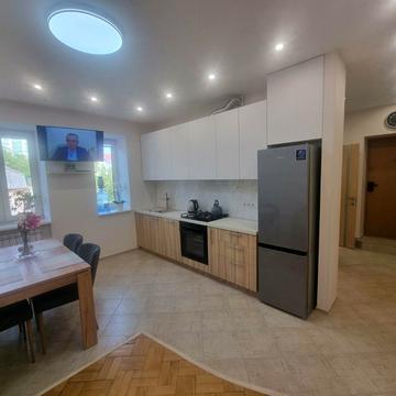 Клима Чурюмова вул. (Яснополянська), 19