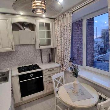 Двокімнатна Квартира в Центрі Міста