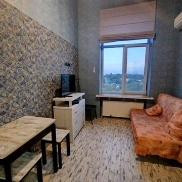 Здам двух рівневу квартиру на Безтужевських садах