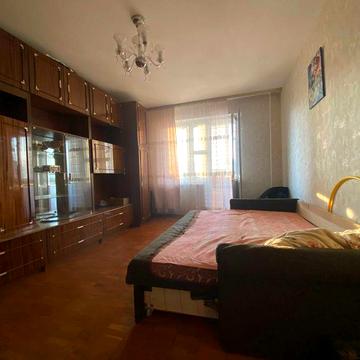 продам 3к квартиру. Троєщина, ТРЦ "Район", вул. Бальзака Оноре, 68