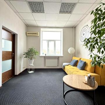 Центр, Велика Васильківська 126 біля метро, 3 кімн. 74 м² Без комісії