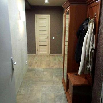 Сдам свою 1 к.кв. велику 56 кв.м.