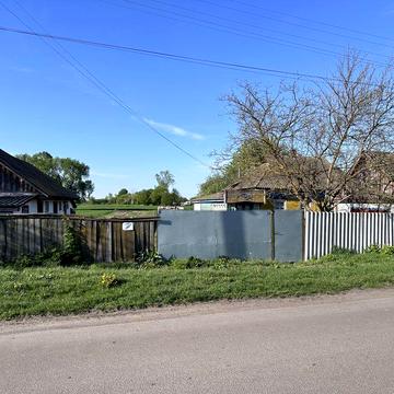 Продам будинок село Лосинівка 20 км від Ніжина 3400 Торг(380671842279)