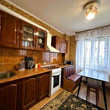 ОРЕНДА 3кімнатна Ревуцького Братства тарасівців Бажана ХАРКІВСЬКА  Дарницький