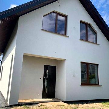 Сучасний будинок в центрі міста