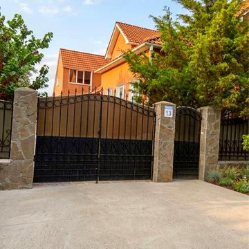 Будинок 430 м² з садом, альтанкою і гаражем | 18 хв Одеса