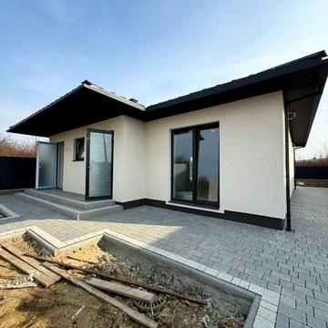 Будинок в тихому районі по гарній ціні