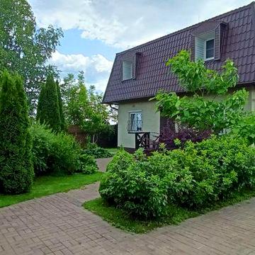 Продам будинок 140 кв.м в с.Глибоке з ремонтом