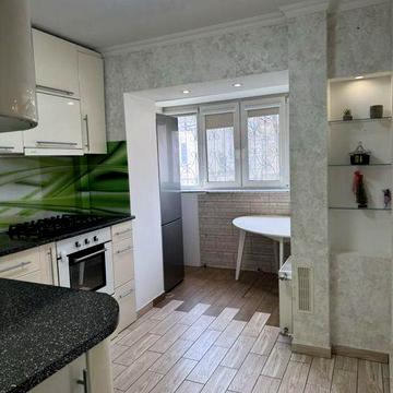 Здається  класнюча квартира в самому центрі